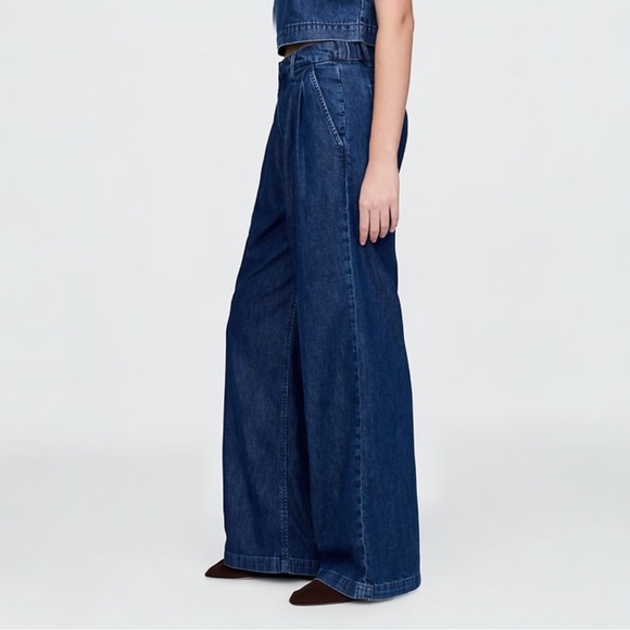 GAP 365 High Rise UltraSoft Denim Pleated Trousers NWT Size 10 - Picture 3 of 11